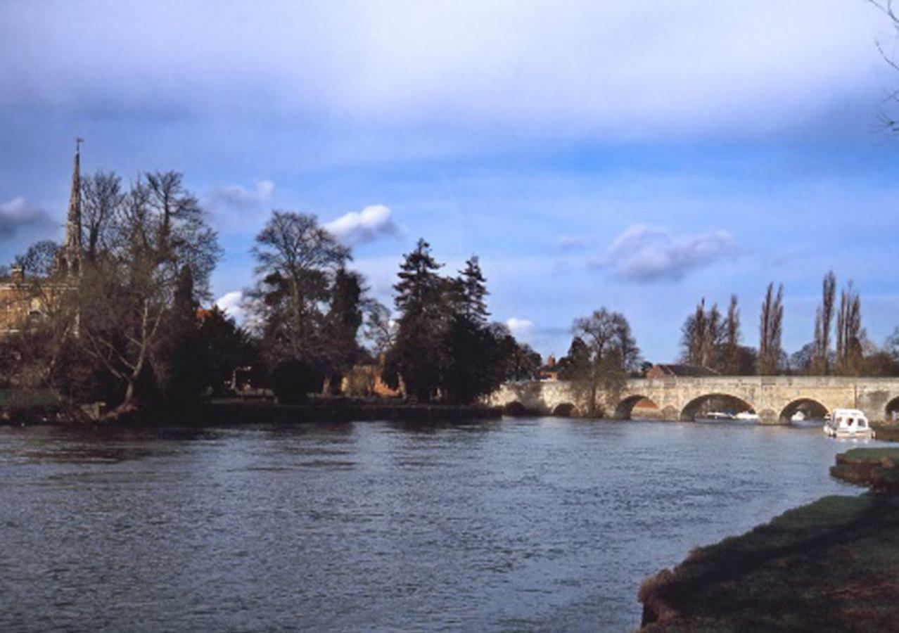 D&E Homestay Wallingford Exteriör bild